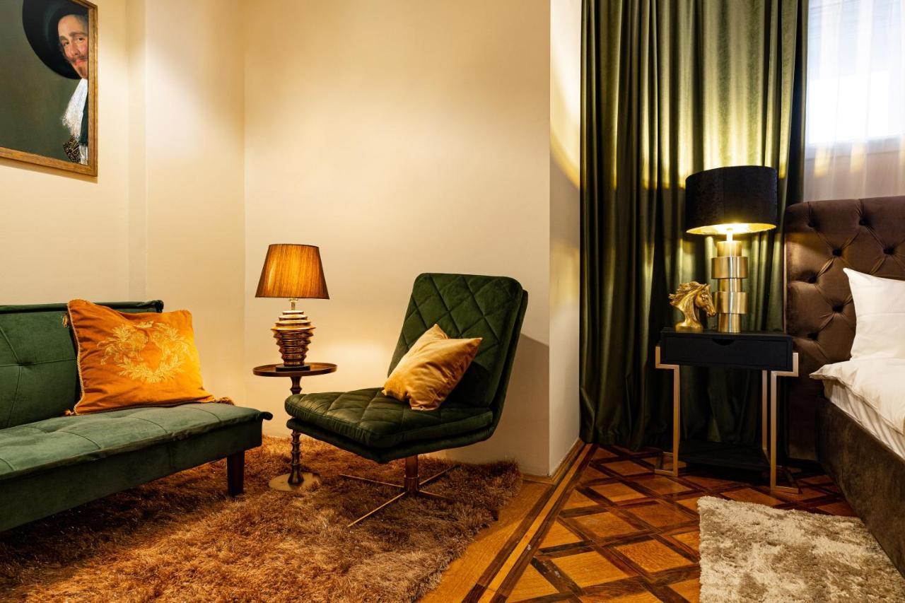 Qult - The Renaissance Affair Leilighet Bucureşti Eksteriør bilde